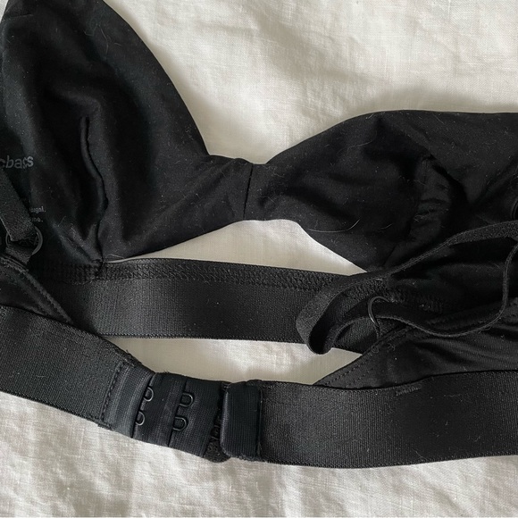 Organic Basics XS black Tencel soft touch adjustable light cut-out bralette - Picture 10 of 10